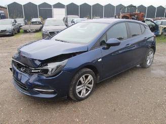 dañado vehículos comerciales Opel Astra 1.5 CDTI Innovation HB 2020/10