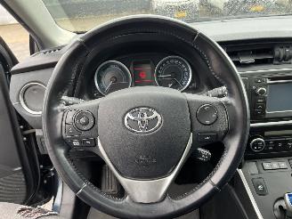 Toyota Auris 1.8 Hybrid Lease PANO picture 17