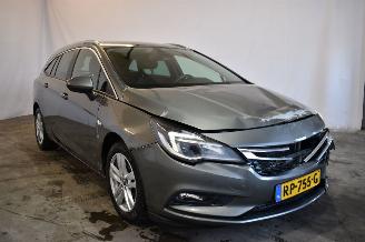 škoda osobní automobily Opel Astra SPORTS TOURER 1.6 CDTI 2018/1