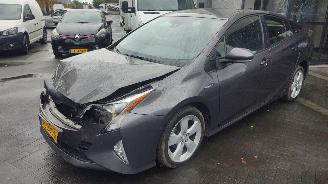 danneggiata microvetture Toyota Prius 1.8 Executive 2019/2