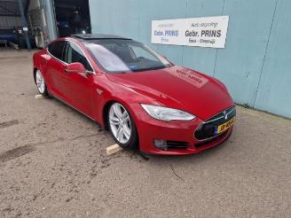 škoda osobní automobily Tesla Model S Model S, Liftback, 2012 70D 2016/3