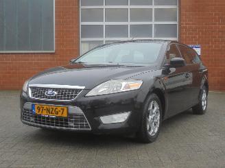 Vaurioauto  commercial vehicles Ford Mondeo Trend 2.0-16V Stationwagon, Climate& Cruise control, Navi, Trekhaak 2007/11