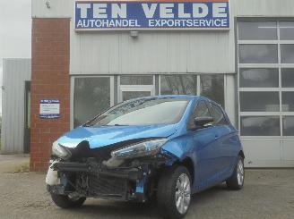 damaged motor cycles Renault Zoé Intens 43kw, Airco, R-Link Navi, Cruise control 2016/12