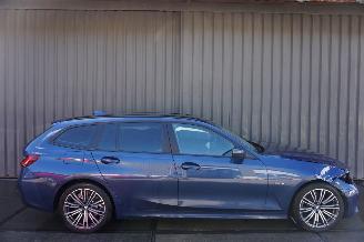 krockskadad bil auto BMW 3-serie 320e 120kW Business Edition Plus 2021/11