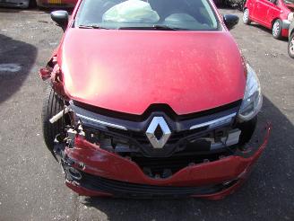 damaged commercial vehicles Renault Clio  2014/1
