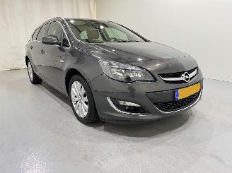  Opel Astra SPORTS TOURER 1.4 Edition 2016/2