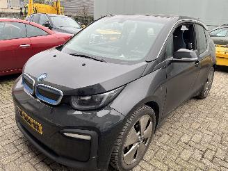 Tweedehands auto BMW i3 125 KW / 42,2 kWh   120 Ah  Automaat 2019/12
