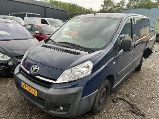disassembly passenger cars Toyota Proace 1.6 D 2015/10