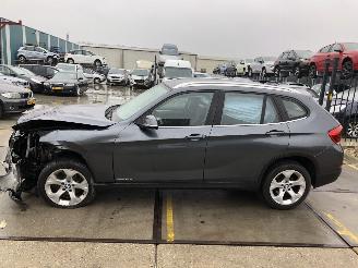 damaged motor cycles BMW X1 2.0i 135kW E6 SDrive Automaat 2014/2
