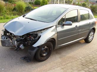 disassembly commercial vehicles Peugeot 307 16hdif 5 drs 2006/1