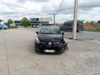 disassembly passenger cars Renault Clio  2016/9