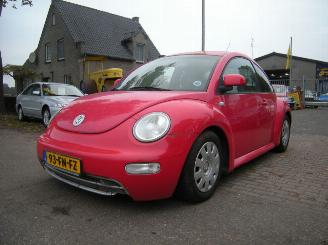 damaged commercial vehicles Volkswagen New-beetle 1.9 TDI 90 (9C1) HIGHLINE MET OA AIRCO 2000/6