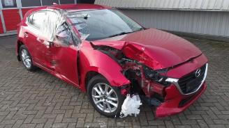 damaged passenger cars Mazda 3 3 (BM/BN), Hatchback, 2013 / 2019 2.0 SkyActiv-G 120 16V 2017/6