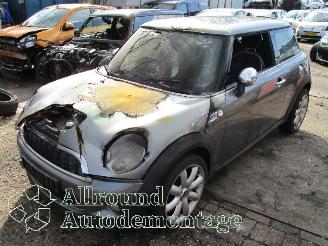 Auto incidentate Mini Mini Mini (R56) Hatchback 1.6 16V Cooper S (N14-B16A) [128kW]  (10-2006/02-=
2010) 2007/10