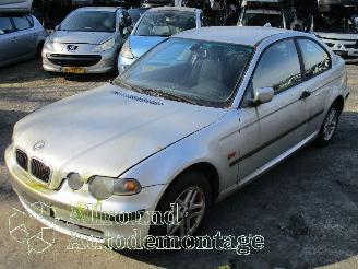 damaged passenger cars BMW 3-serie 3 serie Compact (E46/5) Hatchback 316ti 16V (N42-B18A) [85kW]  (06-200=
1/02-2005) 2002/10