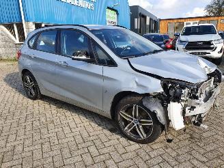 damaged commercial vehicles BMW 2-serie ACTIVE TOURDER 1.5 225XE E DRIVE AUT plug in hybride 4x4 2017/2