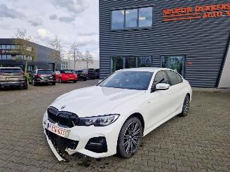 Coche siniestrado BMW 3-serie 320i AUTOM / M-PAKKET / 33 DKM 2019/5