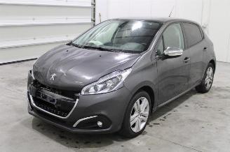 occasion commercial vehicles Peugeot 208  2019/6