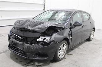 Unfall Kfz Van Opel Astra  2020/7
