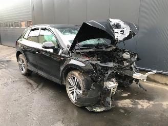 Auto incidentate Audi Q5 (FYX) SUV 2019 2.0 40 TDI 16V Quattro SUV  Diesel 1.968cc 140kW (190pk) 4x4 2019/1
