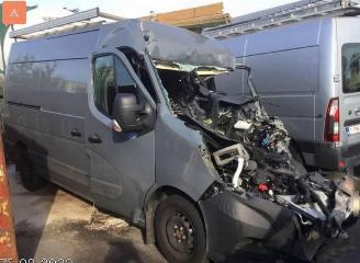 Salvage car Renault Master Master V Van 2021 2299cc 100kw 2021/10