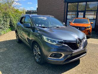 rozbiórka samochody osobowe Renault Kadjar 140 pk automaat 59dkm spuitwerk  intens bose NL papers 2019/1