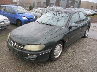 damaged commercial vehicles Opel Omega  1995/1