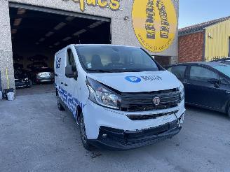dañado vehículos comerciales Fiat Talento 1.6 MTJD 2019/5