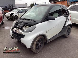 Schade camper Smart Fortwo Fortwo Coupe (451.3), Hatchback 3-drs, 2007 1.0 45 KW 2011/10
