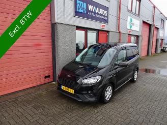 Ford Transit Courier 1.5 TDCI Ambiente AIRCO RIJDBARE SCHADE 2019/4